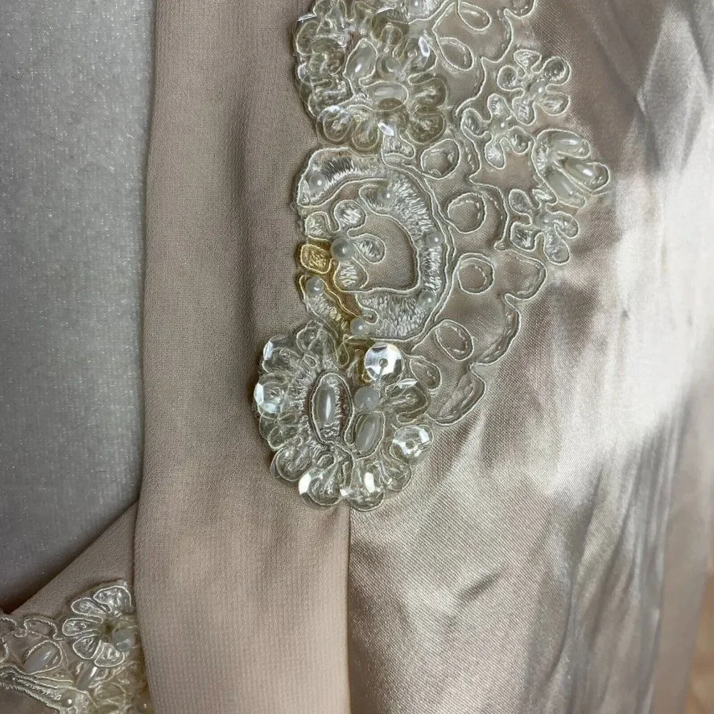Vintage Beaded Satin Peignoir Set M Pink Half Robe Sweetheart Adjustable Straps